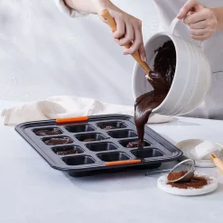 Molde para brownies, magdalenas cuadradas, sobaos y tartaletas Le Creuset