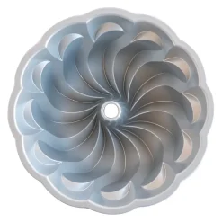Molde Pirouette dorado Bundt Nordic Ware