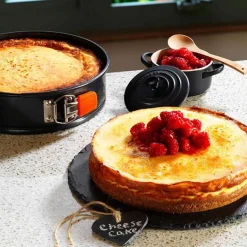 Molde redondo antiadherente desmontable Le Creuset (20 a 26cm)