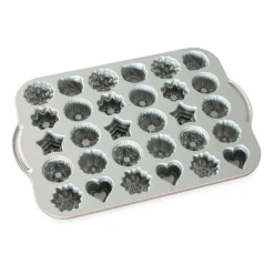 Molde Teacakes & Candies Nordic Ware