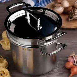 Olla para pasta de acero inoxidable tricapa Classic Le Creuset