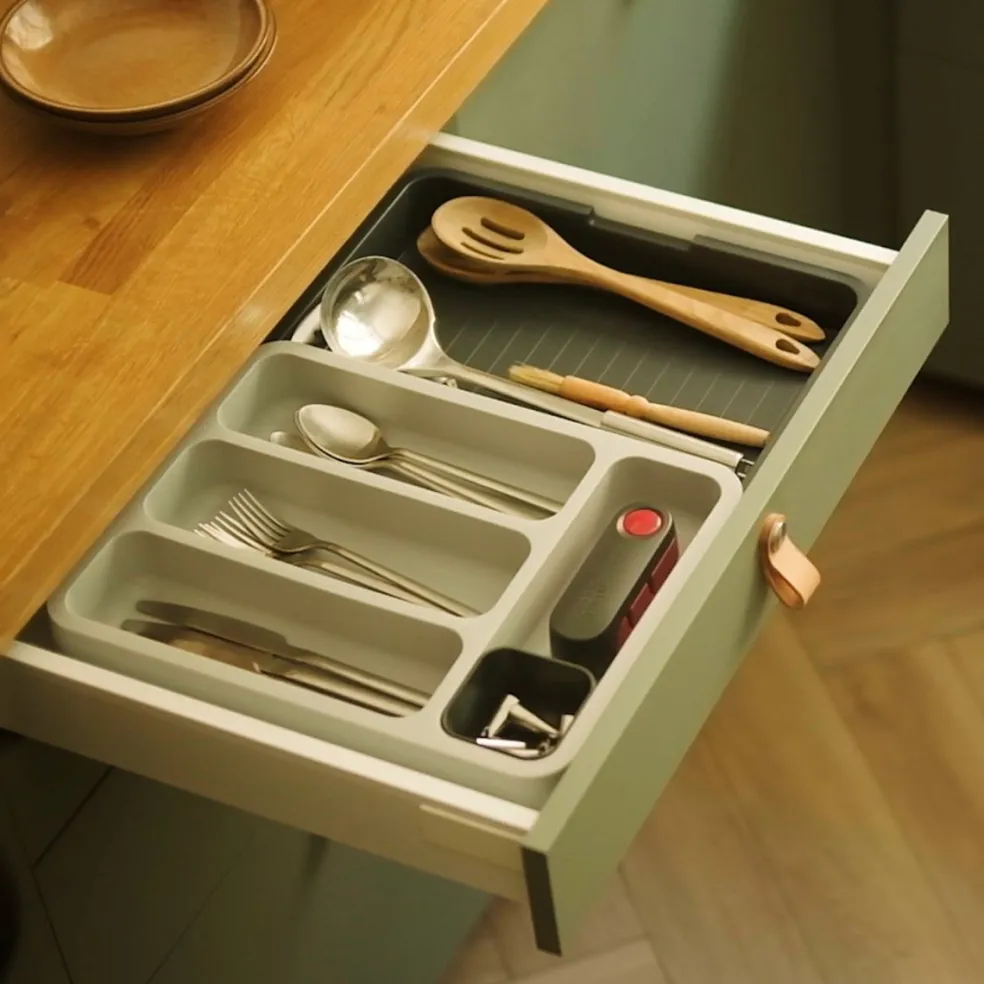 Organizador de cubiertos extensible DraweStore Joseph Joseph