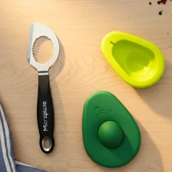 Pack amantes del aguacate: Abridor de aguacates Microplane + Tapas Food Huggers