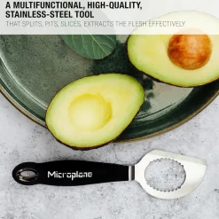 Pack amantes del aguacate: Abridor de aguacates Microplane + Tapas Food Huggers