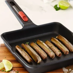 Parrilla lisa antiadherente Bra Infinity