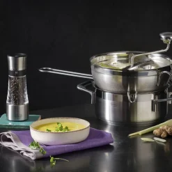 Pasapurés con asas de acero inoxidable Rösle