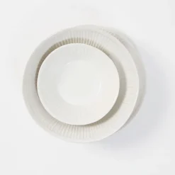Plato cerámico Yolanda de Olsson & Jensen