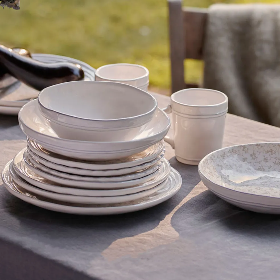 Platos cerámicos Artisan Collection de Laura Ashley