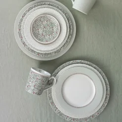 Platos de porcelana Wild Clematis Laura Ashley