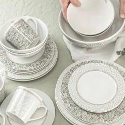 Platos de porcelana Wild Clematis Laura Ashley