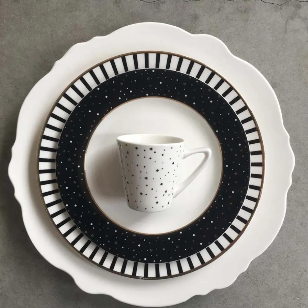 Platos "Irregular" de Dutch Rose