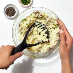 Prensador de verduras de nylon OXO