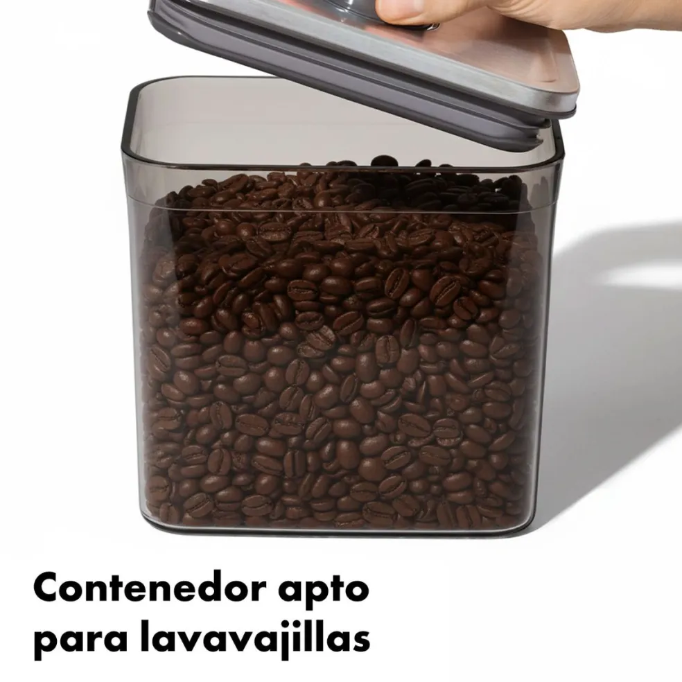 Recipiente tintado para café con tapa de acero y cuchara POP 2.0 STEEL OXO