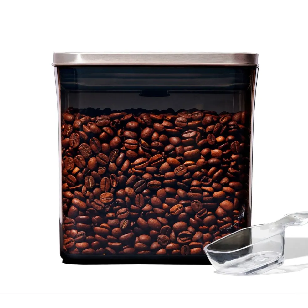 Recipiente tintado para café con tapa de acero y cuchara POP 2.0 STEEL OXO