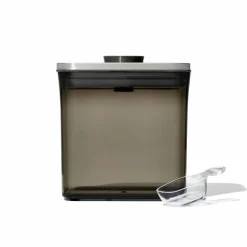 Recipiente tintado para café con tapa de acero y cuchara POP 2.0 STEEL OXO