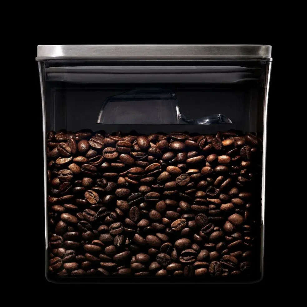 Recipiente tintado para café con tapa de acero y cuchara POP 2.0 STEEL OXO