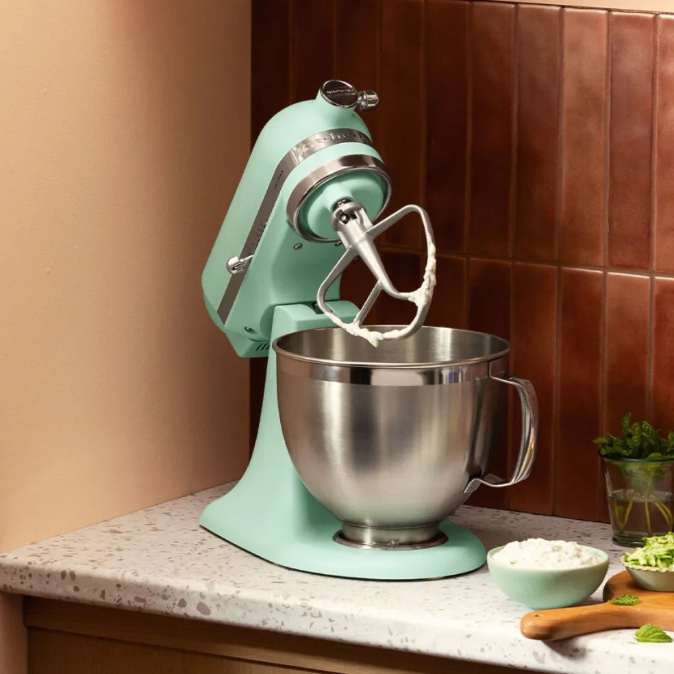 Robot de cocina KitchenAid ARTISAN Modelo 195 Ed. Color del Año 2026
