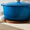 Salvamanteles magnético de madera Le Creuset