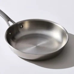 Sartén acero inoxidable tricapa Essential Le Creuset