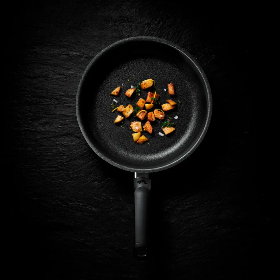 Sartén antiadherente con exterior inox Adamant® Premium Fissler
