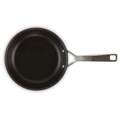 Sartén baja antiadherente 3-PLY Classic Le Creuset