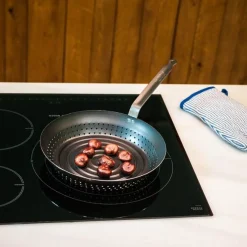 Sartén de hierro De Buyer para asar castañas en gas, vitrocerámica o inducción