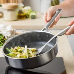 Sauté cerámica de acero inox tricapa con fondo de nido de abeja y tapa de cristal Apex GreenPan