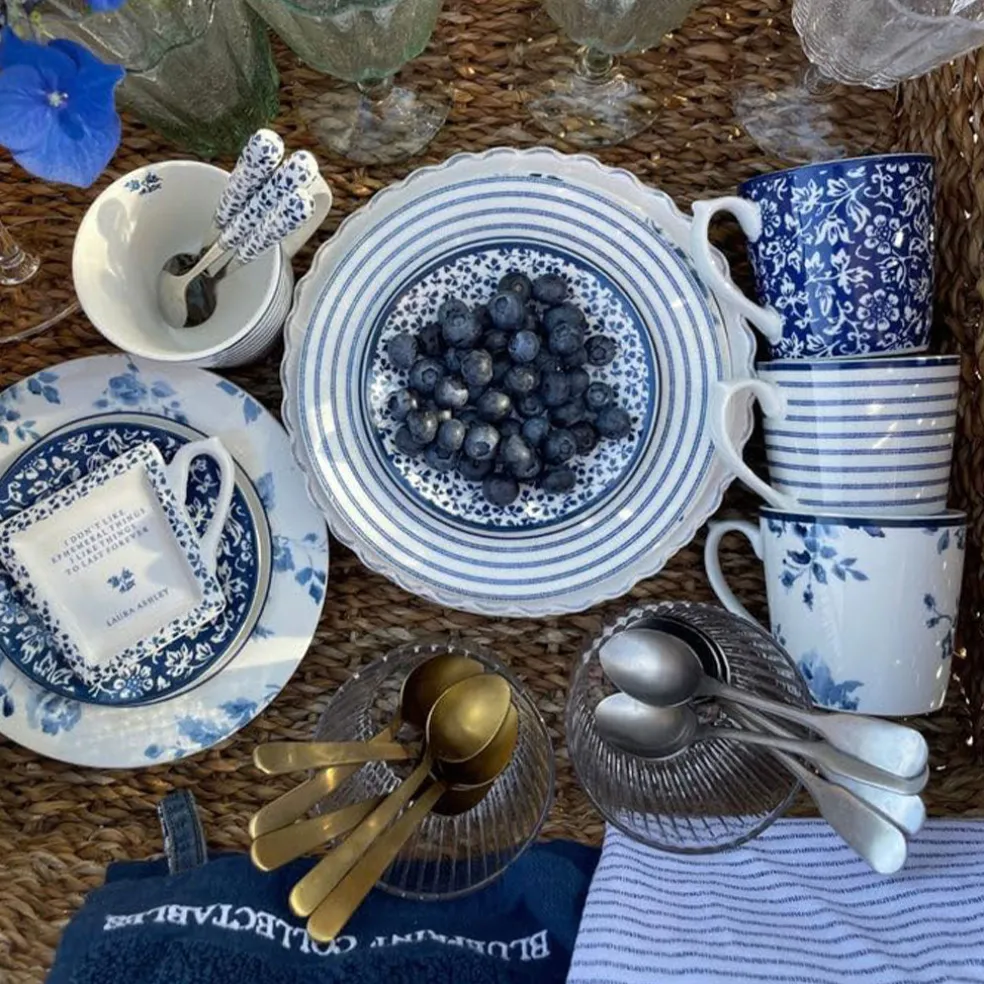 Set de mesa 12 piezas Breakfast de Laura Ashley