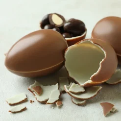 Set de 3 moldes para huevos de chocolate 3D Ibili