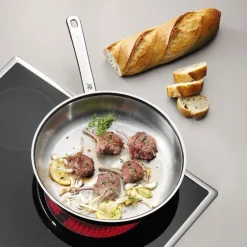 Set de sartén inox y sartén antiadherente con exterior inox Devil WMF