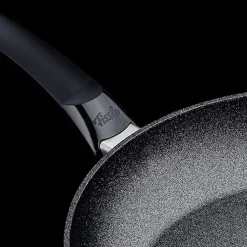 Set sartén Adamant® Comfort 28cm y sartén Adamant® Classic 24cm Fissler