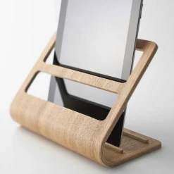 Soporte para tablet de madera clara Yamazaki