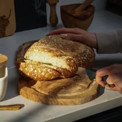 Tabla para cortar de madera de olivo con ranura para jugos Selbrae