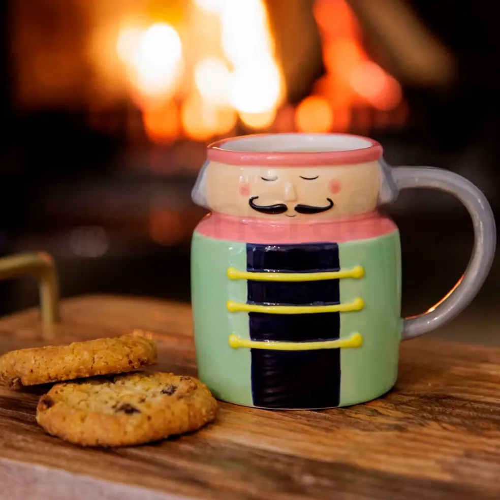 Taza mug soldado Nutcracker Collection de KitchenCraft