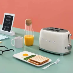 Tostadora de 2 rebanadas 50' Style de SMEG