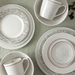 Vajilla de 16 piezas de porcelana Wild Clematis Laura Ashley
