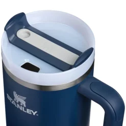 Vaso termo con asa y pajita The Quencher FlowState Stanley